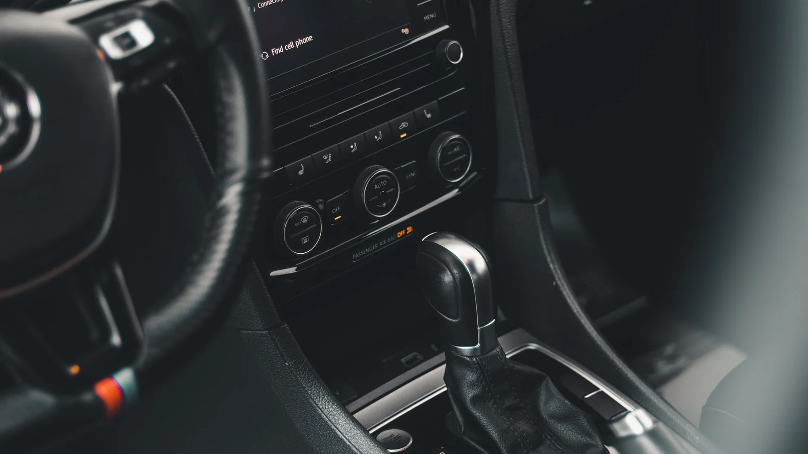 Ford Focus se PowerShift dvojitou spojkovou převodovkou v dílně